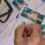 Mega-Sena acumula e prêmio chega a R$ 135 milhões; veja números sorteados