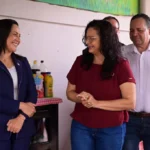 Vice-governadora Mailza Assis ouve mães atípicas e produtoras rurais em agenda em Xapuri