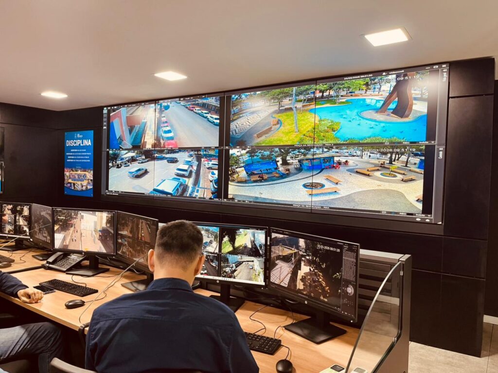 Prefeitura de Rio Branco inaugura central de videomonitoramento com 450 câmeras e reconhecimento facial