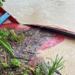 Operação integrada no Acre apura vazamento de diesel no Rio Tarauacá após balsa afundar em Jordão