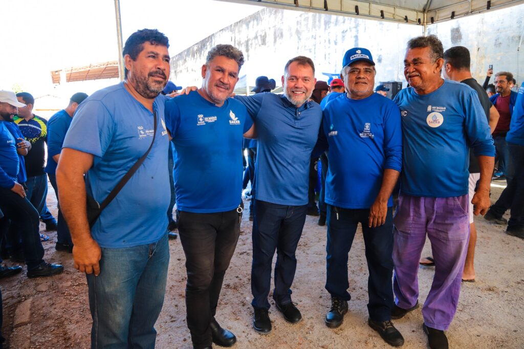 Alysson Bestene participa de café da manhã do Trabalhador com 200 servidores do Saerb em Rio Branco
