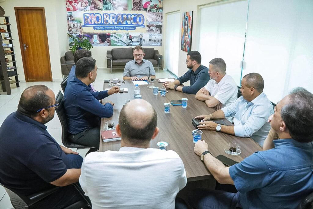 Alysson cria grupo para transporte coletivo e coloca Câmara no centro da disputa por uma nova licitação em Rio Branco