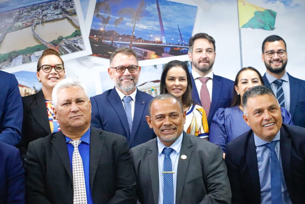 Prefeito Alysson Bestene visita Câmara de Rio Branco e busca base governista para pautar ações sociais e obras em 2026