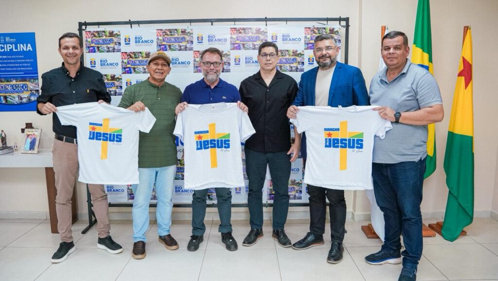 Prefeito de Rio Branco recebe convite para participar da 30ª Marcha para Jesus
