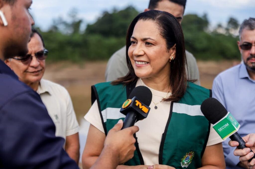 Mailza adia vice e mantém MDB no centro da chapa ao governo do Acre
