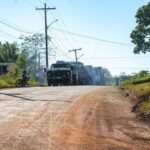 Prefeito vistoria obras de recuperação no Ramal das Cooperativas em Rio Branco