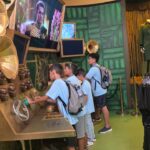 Estudantes da rede municipal de Rio Branco visitam Universal Studios durante intercâmbio educacional em Orlando