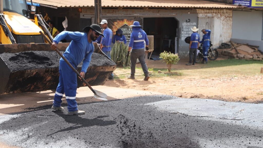 Prefeitura de Rio Branco intensifica recuperação viária na Rua da Paz, no Belo Jardim
