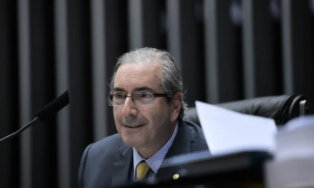 STF bloqueia R$ 6,15 milhões de Eduardo Cunha por suspeita em emendas
