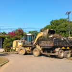 Rio Branco retira 220 toneladas de entulhos em mutirão na Baixada da Sobral