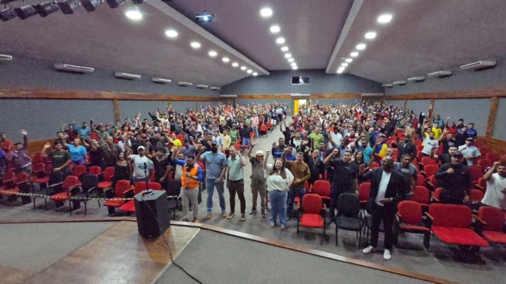 Prefeitura de Rio Branco abre curso de máquinas pesadas com cerca de 2 mil inscritos