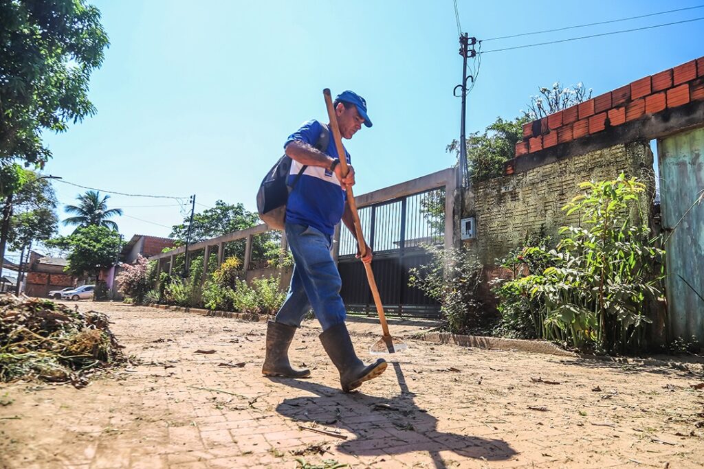 Prefeitura reforça limpeza de córregos e obras de drenagem na Baixada da Sobral