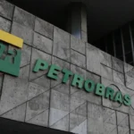 Petrobras batiza navio que fez viagem com tripulação 100% feminina