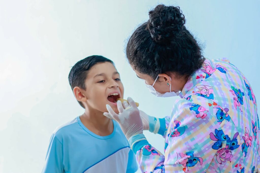 Parceria entre Prefeitura de Rio Branco e Colgate leva ações de saúde bucal a mais de mil crianças