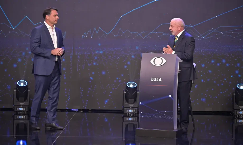 Empresa ligada a aliado de Flávio Bolsonaro entra em acordo para abertura de sigilos no TSE