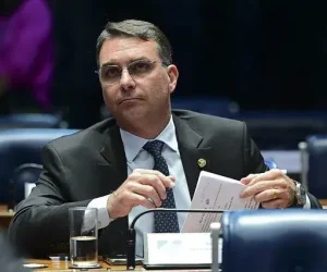 Foto: Senador Flávio Bolsonaro (PL-RJ)  • Fonte: Agência Senado