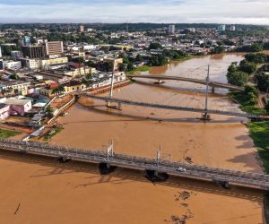 Na capital do estado, o Rio Acre já mede 15,14 metros em nível de água. Foto: Alefson Domingos/Secom
