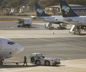 avioes-aeroporto_mcamgo_abr_290720221818-14