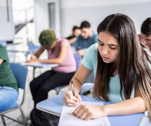 estado-brasileiro-abre-mais-de-mil-vagas-de-cursos-tecnicos.avif.avif