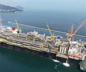 navio_plataforma_p-79