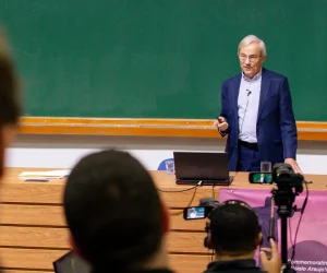 vencedor_do_premio_nobel_de_economia_de_2010_christopher_pissarides